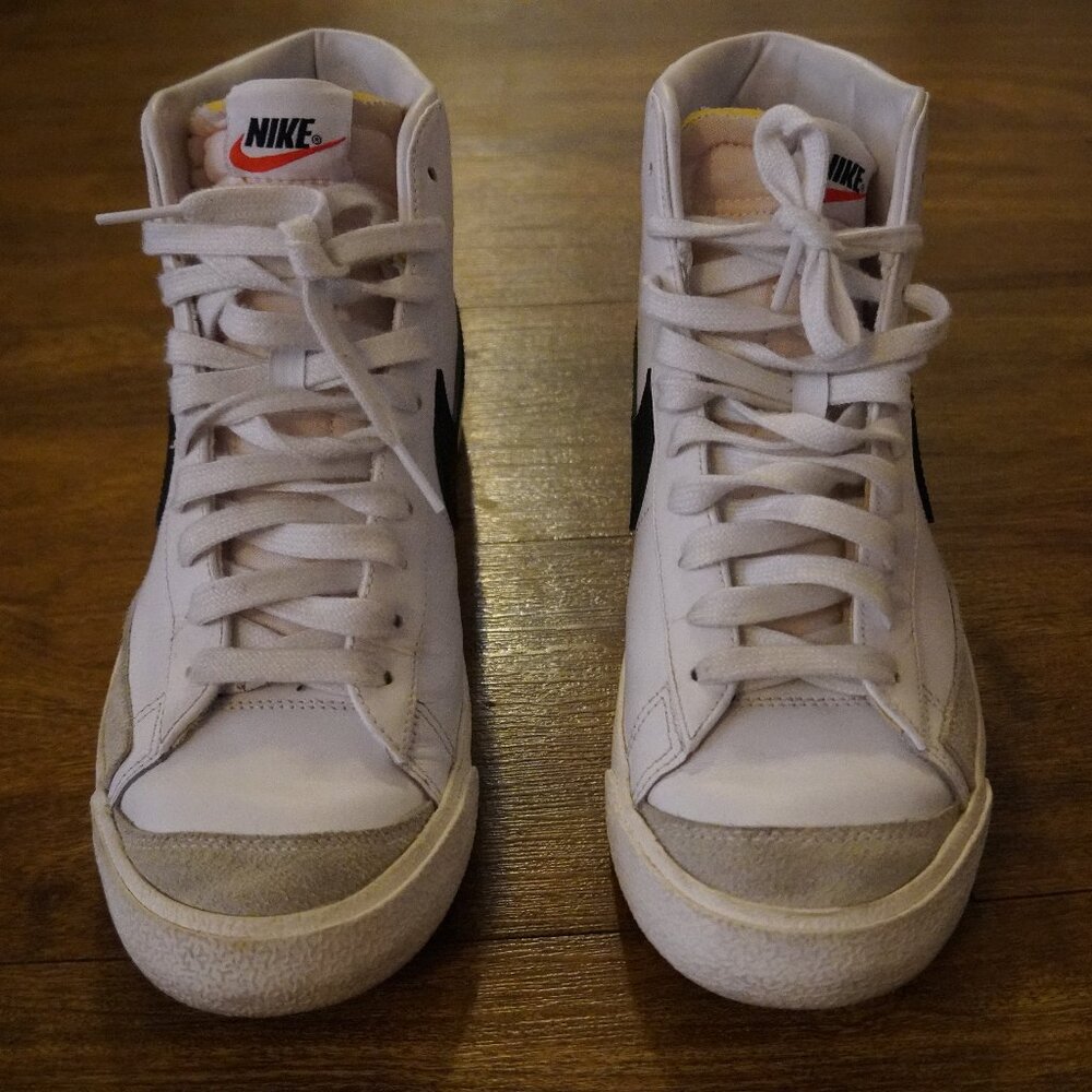Nike Blazer Mid '77 Sneakers